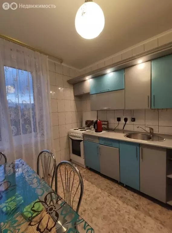 3-комнатная квартира: Мценск, улица Машиностроителей, 18 (66 м) - Фото 1