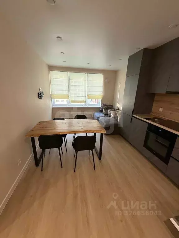 2-к кв. Тюменская область, Тюмень ул. 50 лет Октября, 57Бк2 (70.0 м) - Фото 2