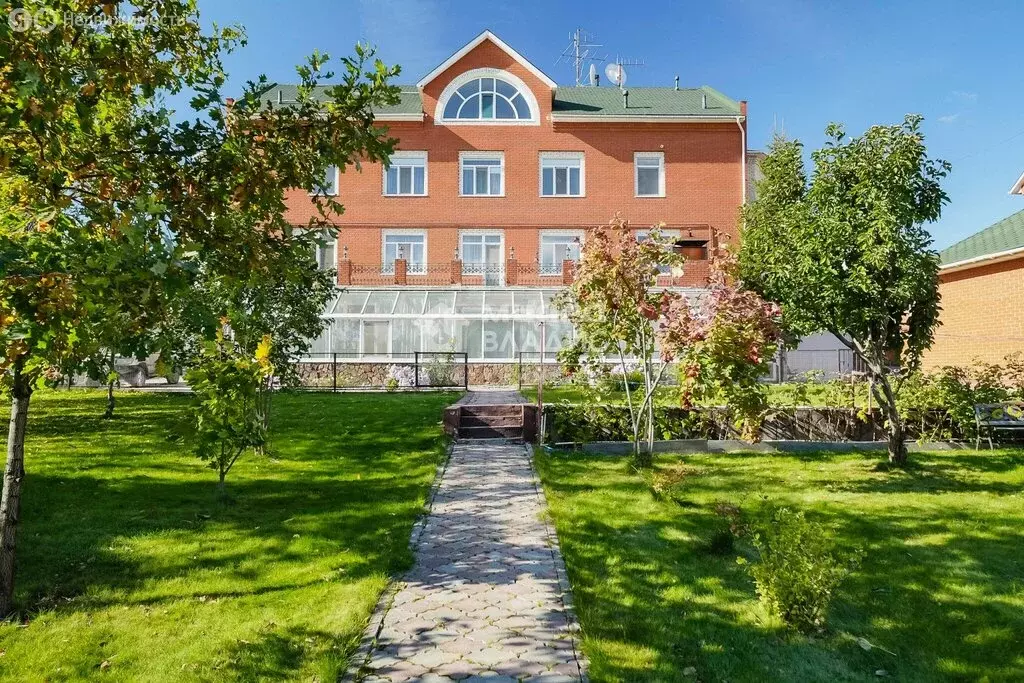 Дом в Омск, улица Суворова, 82к5 (1410 м) - Фото 1