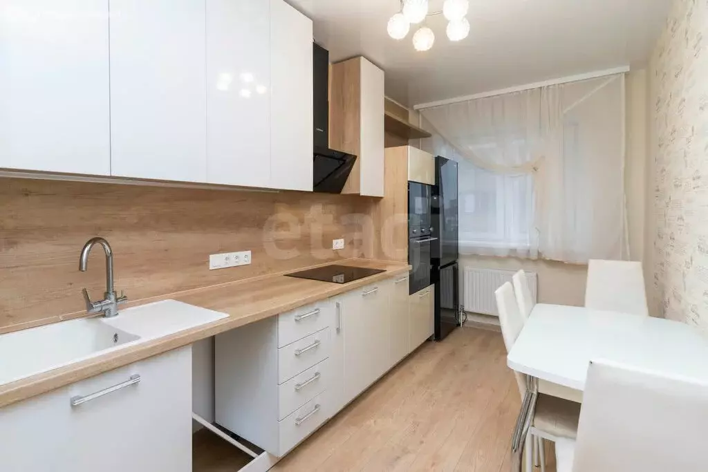 2-комнатная квартира: Тюмень, улица Дмитрия Менделеева, 2к1 (56.8 м) - Фото 2