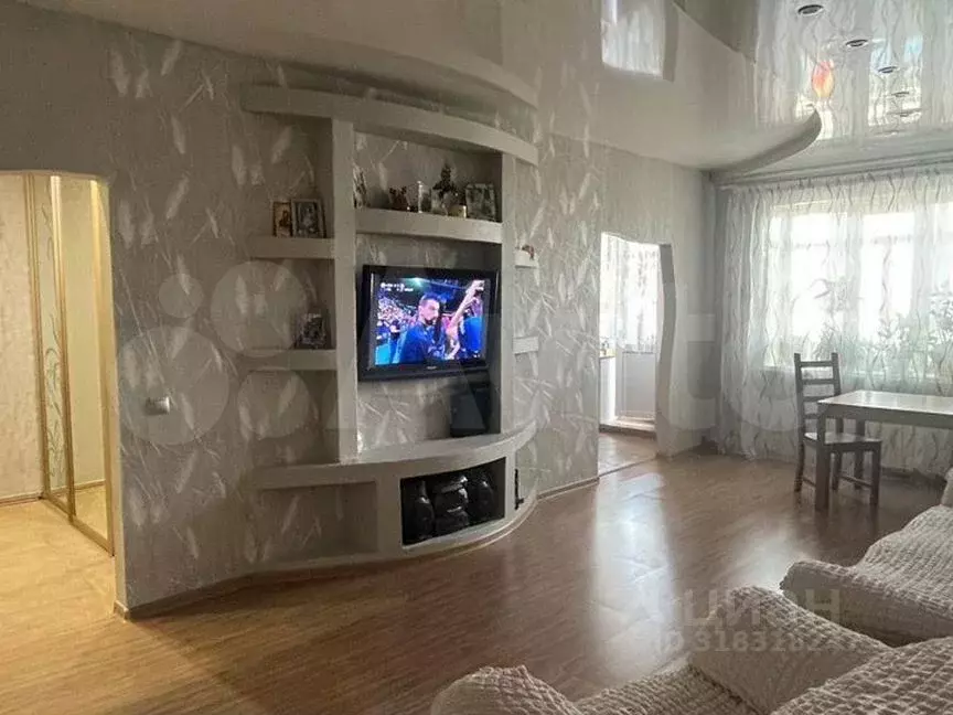 3-к кв. Саха (Якутия), Якутск ул. Федора Попова, 17/1 (73.6 м) - Фото 0