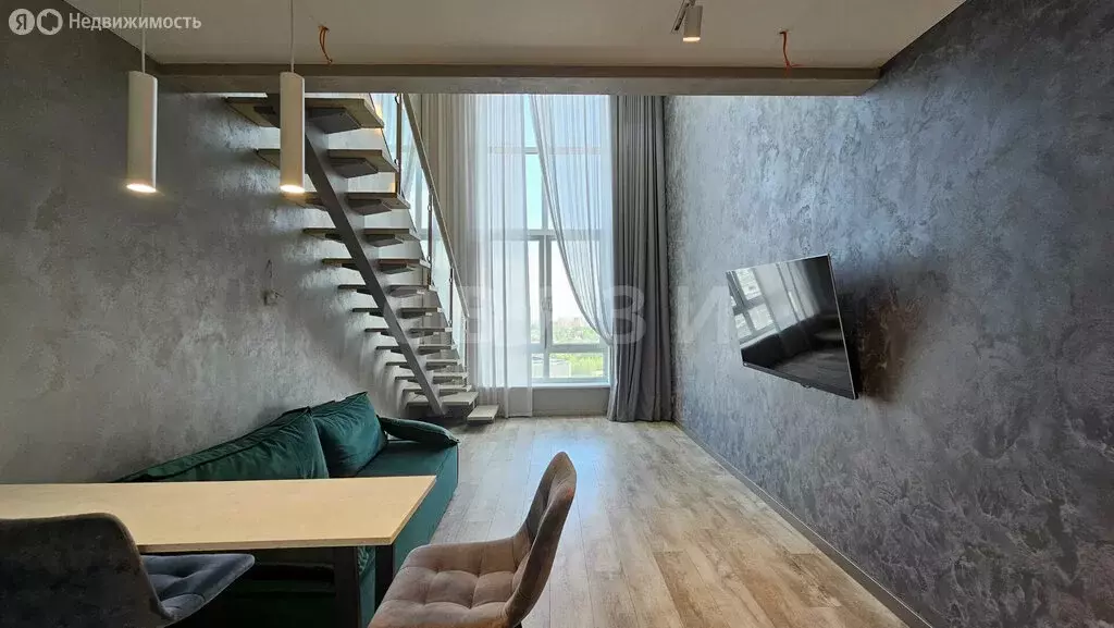 1-комнатная квартира: Тюмень, улица Чернышевского, 1Б (52 м) - Фото 1