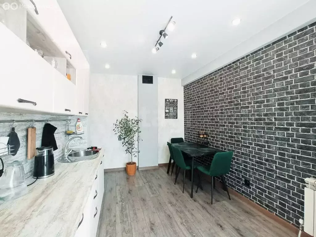 2-комнатная квартира: Тамбов, улица Агапкина, 25 (67.5 м) - Фото 0