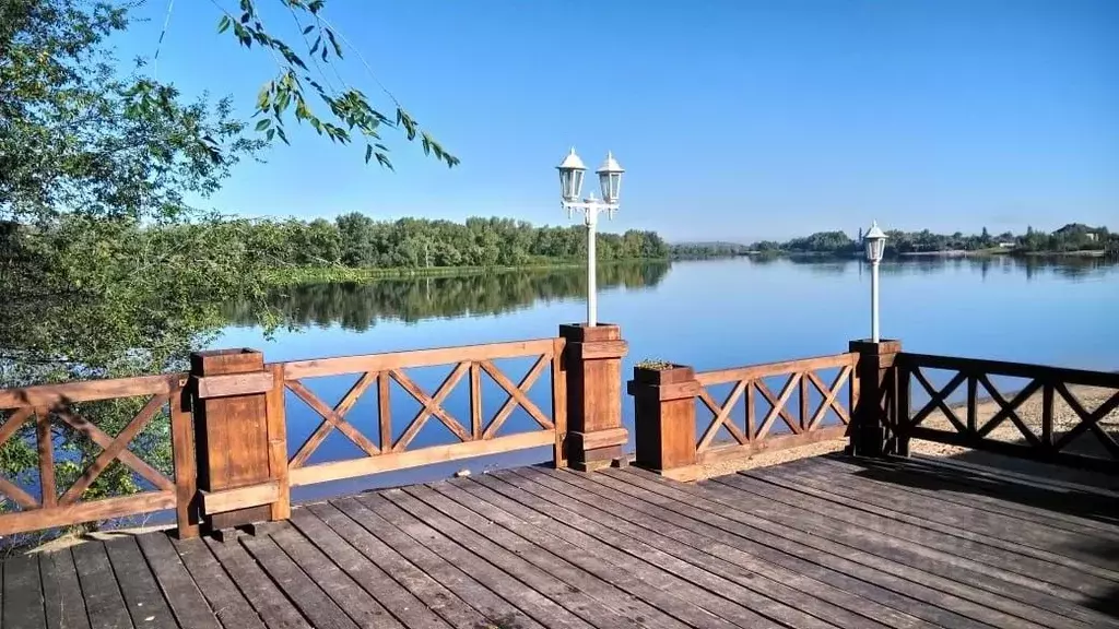 Дом в Саратовская область, Энгельсский район, Красноярское ... - Фото 1