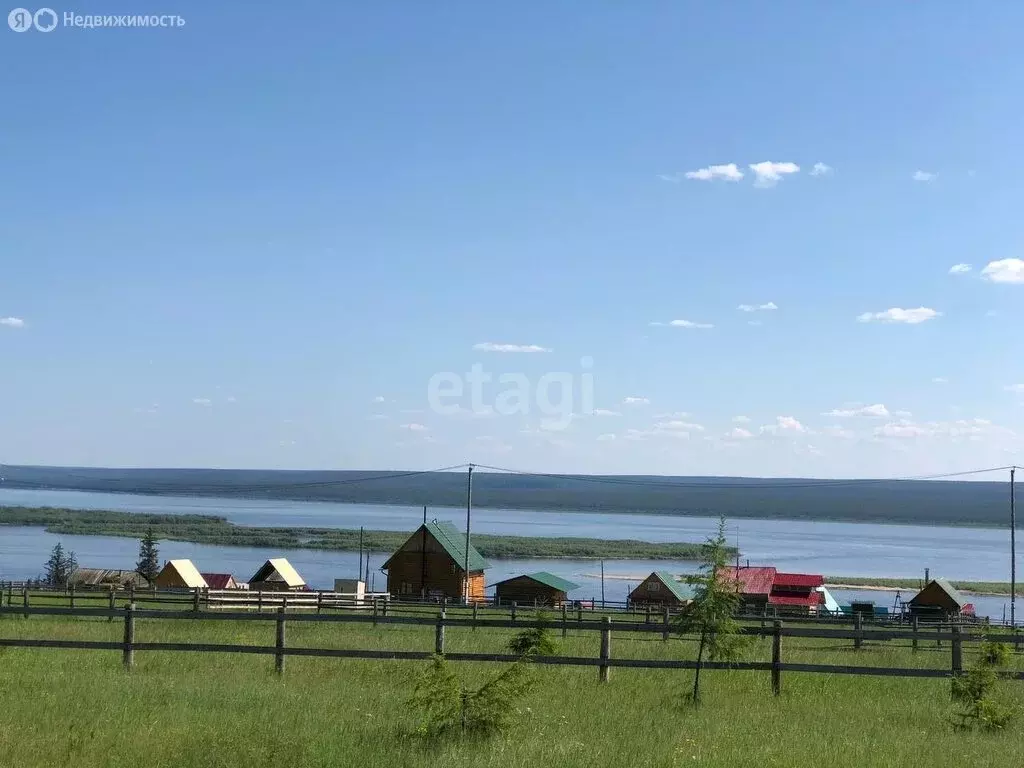Участок в Республика Саха (Якутия), муниципальный район Хангаласский ... - Фото 1