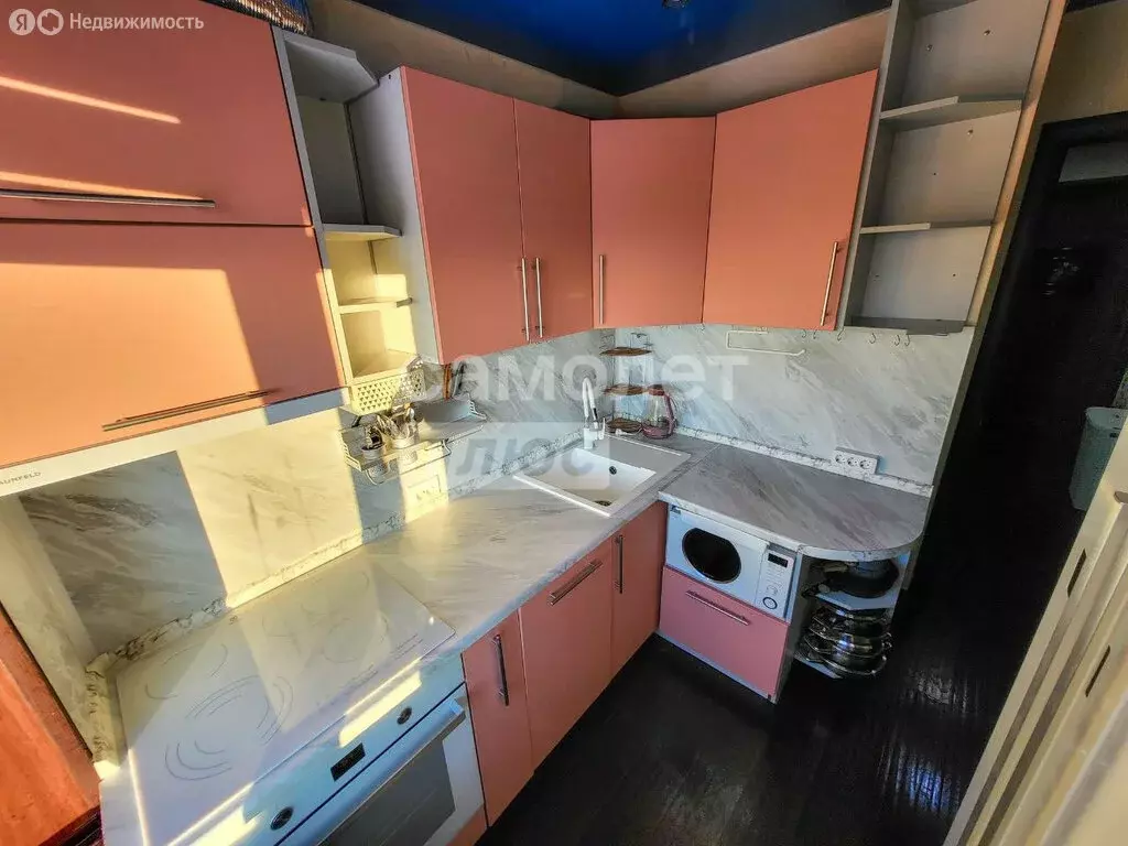 1-комнатная квартира: Петропавловск-Камчатский, улица Абеля, 8/1 (31 ... - Фото 1