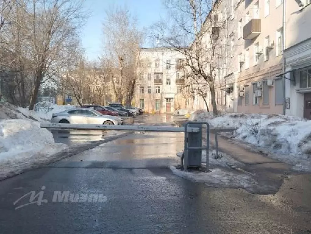 Продается 3-комнатная квартира - Фото 1