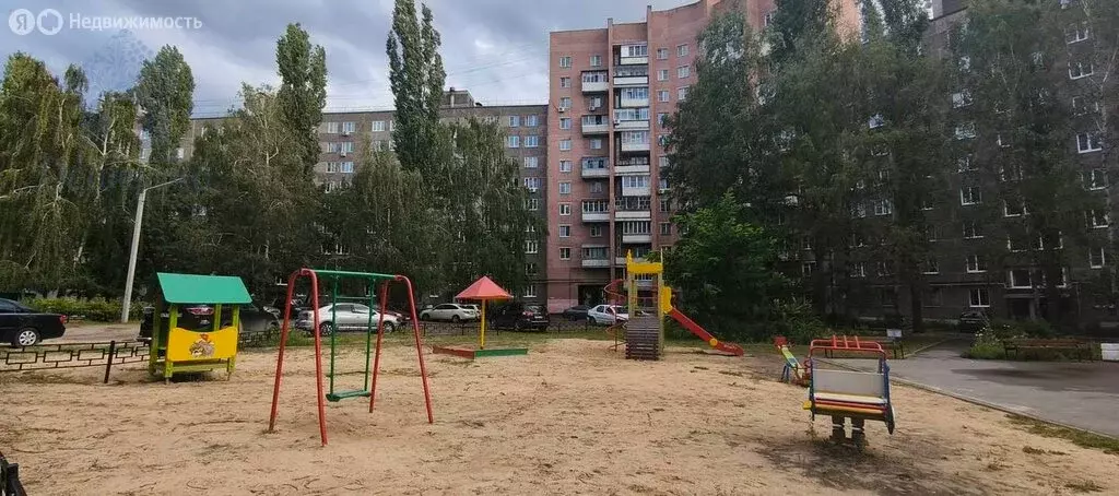 3-комнатная квартира: Воронеж, улица Хользунова, 98 (74.2 м) - Фото 1