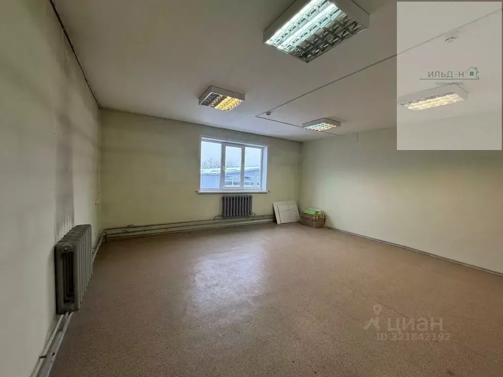 Торговая площадь в Брянская область, Брянск Севская ул., 32 (53 м) - Фото 1