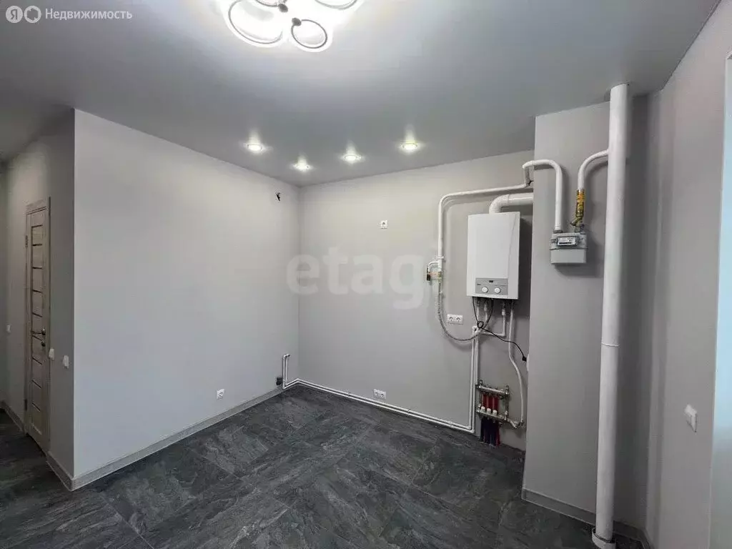 1-комнатная квартира: Тверь, бульвар Гусева, 61к1 (39 м) - Фото 1