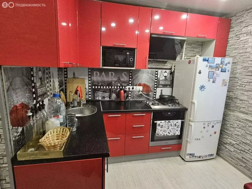2-комнатная квартира: Новый Уренгой, район Северная Жилая Часть, ... - Фото 1