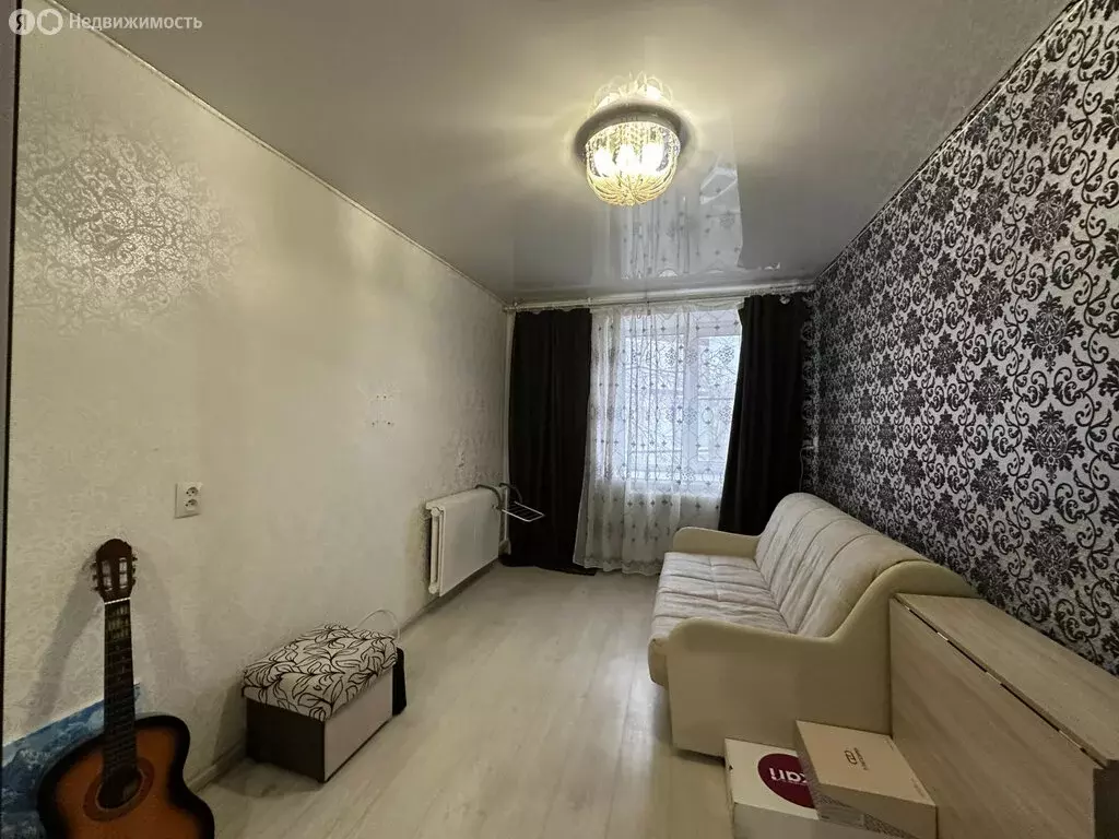 1к в 4-комнатной квартире (11.7 м) - Фото 1