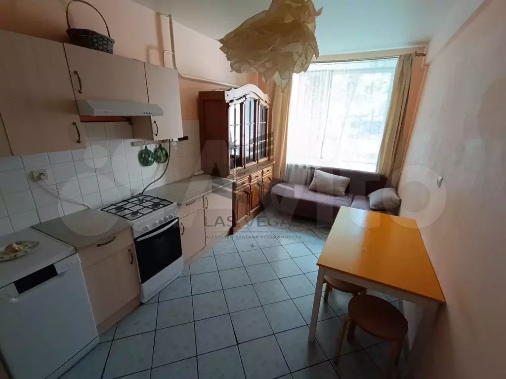 4-к. квартира, 85 м, 2/14 эт. - Фото 0