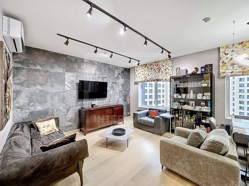 3-к кв. Москва Большая Филевская ул., 4 (78.0 м) - Фото 0