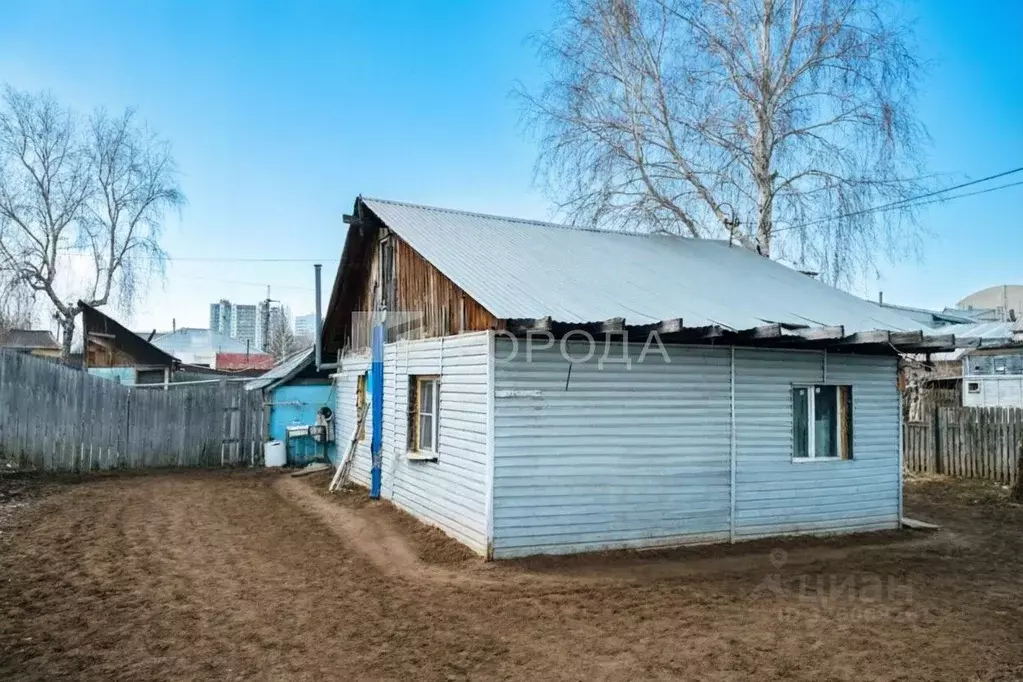 Дом в Алтайский край, Барнаул тракт Павловский, 135А (40 м) - Фото 1