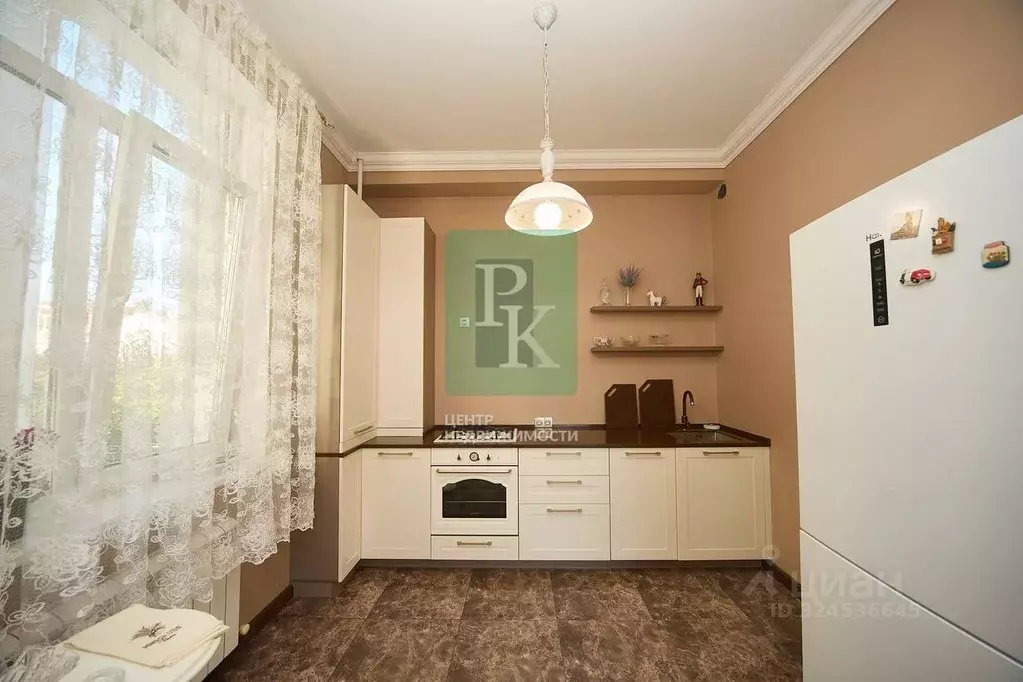 2-к кв. Севастополь ул. Щитовая, 26Б (100.0 м) - Фото 1