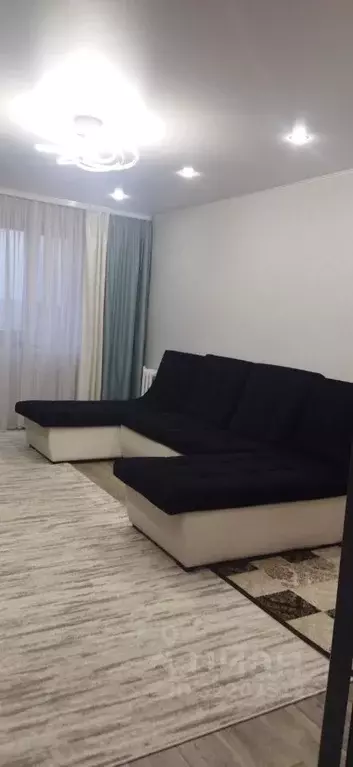 2-к кв. Башкортостан, Уфа Инорс мкр, ул. Новоселов, 6 (62.2 м) - Фото 0