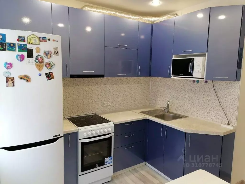 2-к кв. Томская область, Томск ул. Архитекторов, 8 (52.1 м) - Фото 1