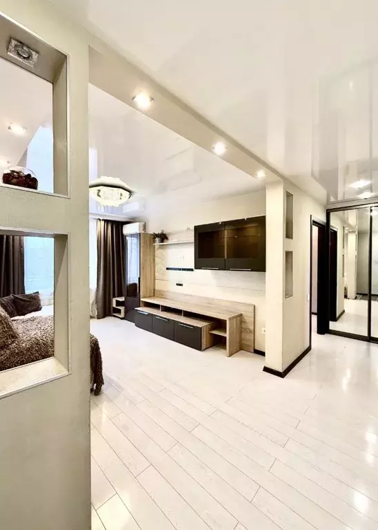 3-к кв. Омская область, Омск Городок Нефтяников мкр, ул. 22 Апреля, 53 ... - Фото 2