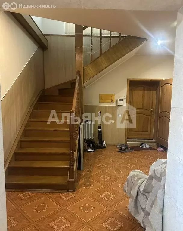 Дом в Шахты, переулок Комсомольская Правда (240 м) - Фото 1