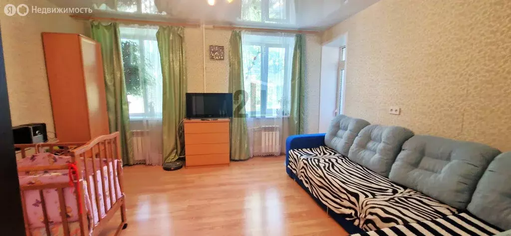 2-комнатная квартира: Екатеринбург, улица Бакинских Комиссаров, 26 ... - Фото 1