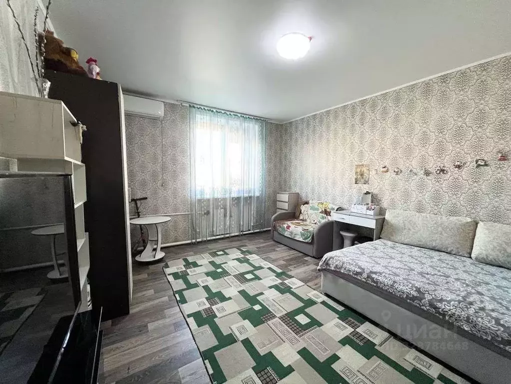 3-к кв. Астраханская область, Икрянинский район, Красные Баррикады рп ... - Фото 1