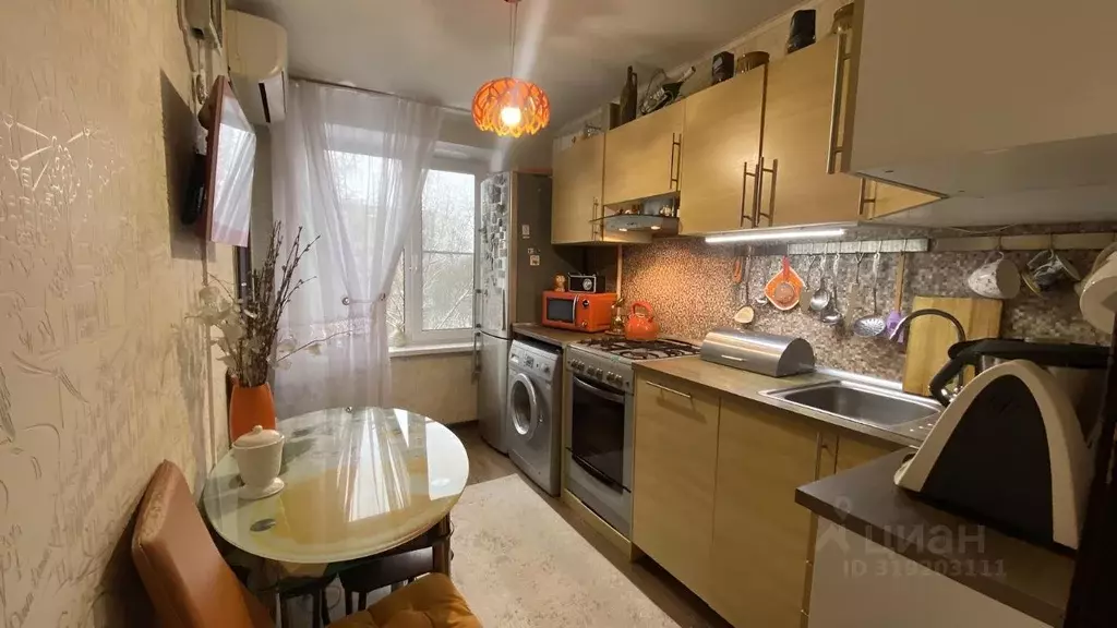 2-к кв. Москва ул. Бехтерева, 9К3 (37.0 м) - Фото 1