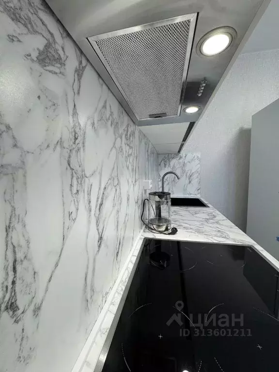 2-к кв. Татарстан, Казань ул. Братьев Батталовых, 27 (52.0 м) - Фото 1