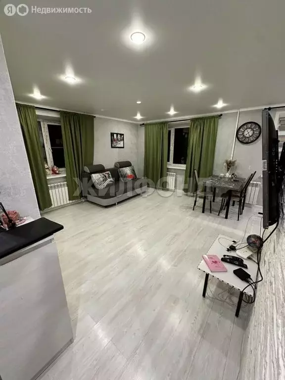 Квартира-студия: Тольятти, Молодёжный бульвар, 34 (31.4 м) - Фото 1