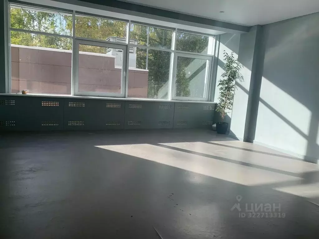 Помещение свободного назначения в Татарстан, Казань ул. Дубравная, 11А ... - Фото 0