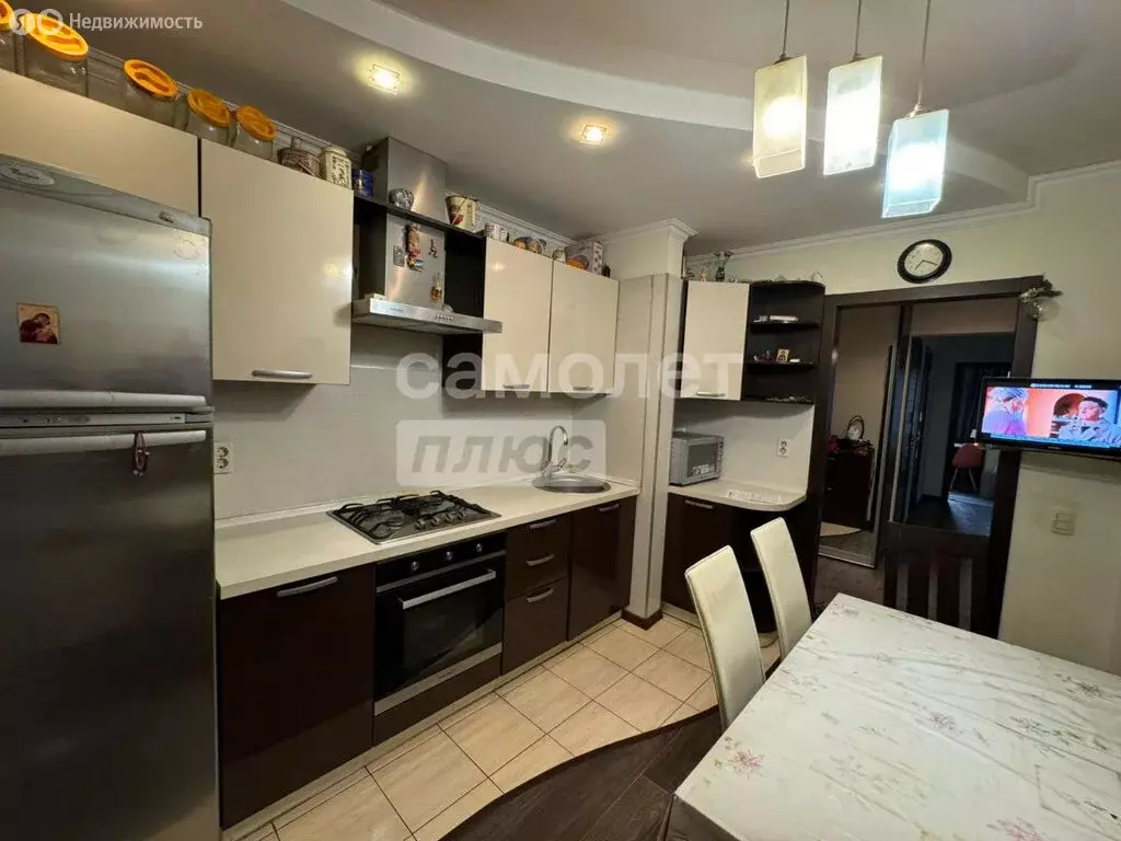 4-комнатная квартира: Ставрополь, улица Пирогова, 32 (70 м) - Фото 0