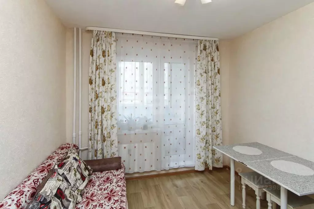 Студия Тюменская область, Тюмень ул. Новоселов, 115 (15.9 м) - Фото 0