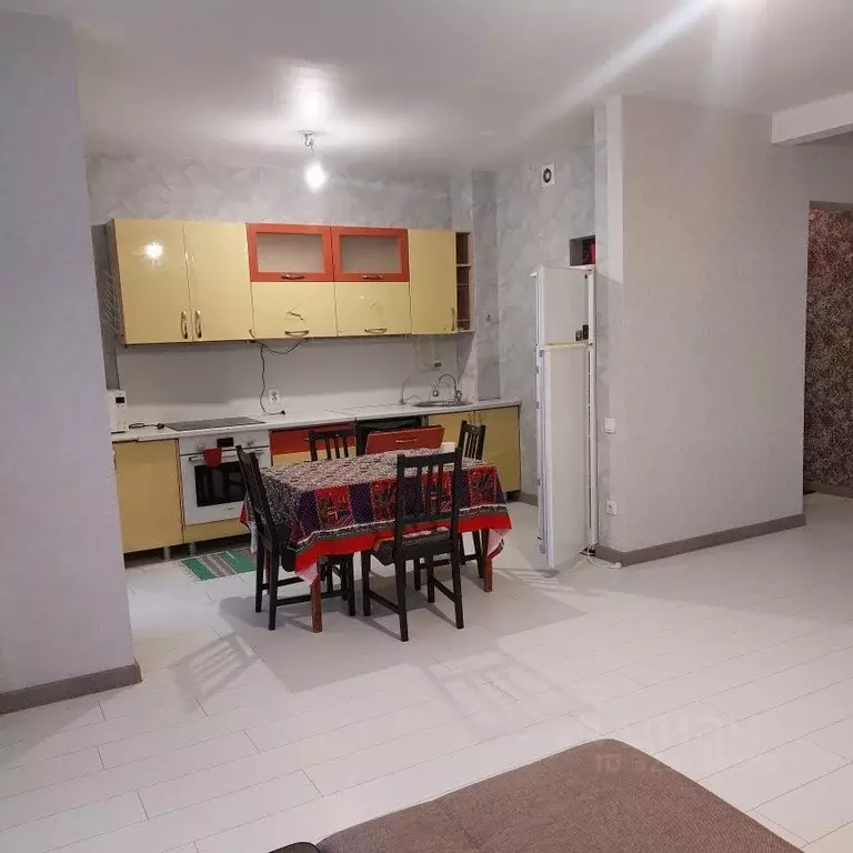 3-к кв. Свердловская область, Екатеринбург ул. Бахчиванджи, 15 (71.5 ... - Фото 1