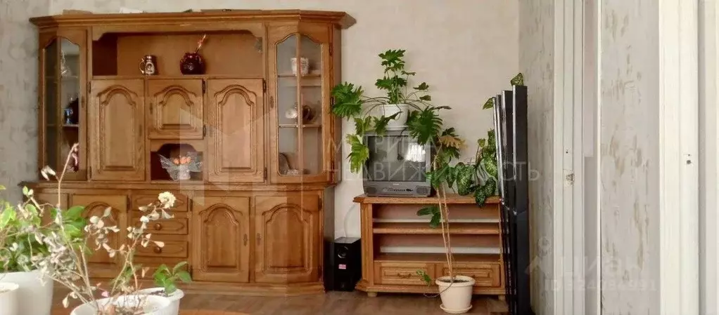 3-к кв. Тюменская область, Тюмень ул. Гастелло, 71 (61.8 м) - Фото 1