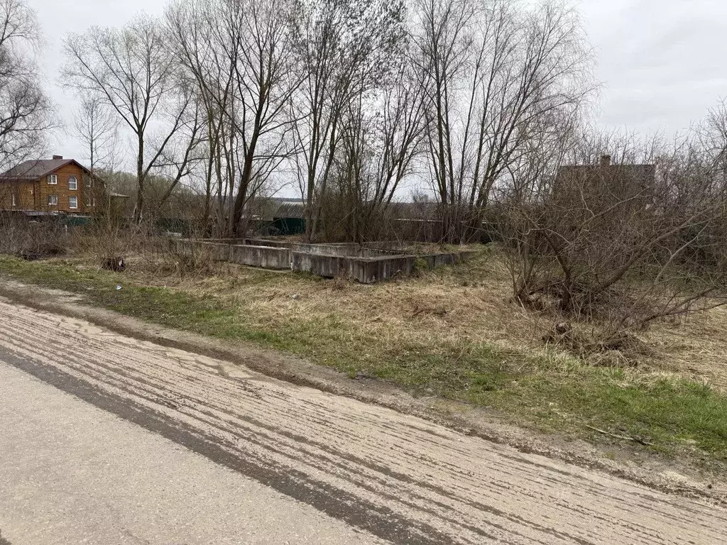 Участок в Московская область, Коломна городской округ, д. Жиливо ул. ... - Фото 1