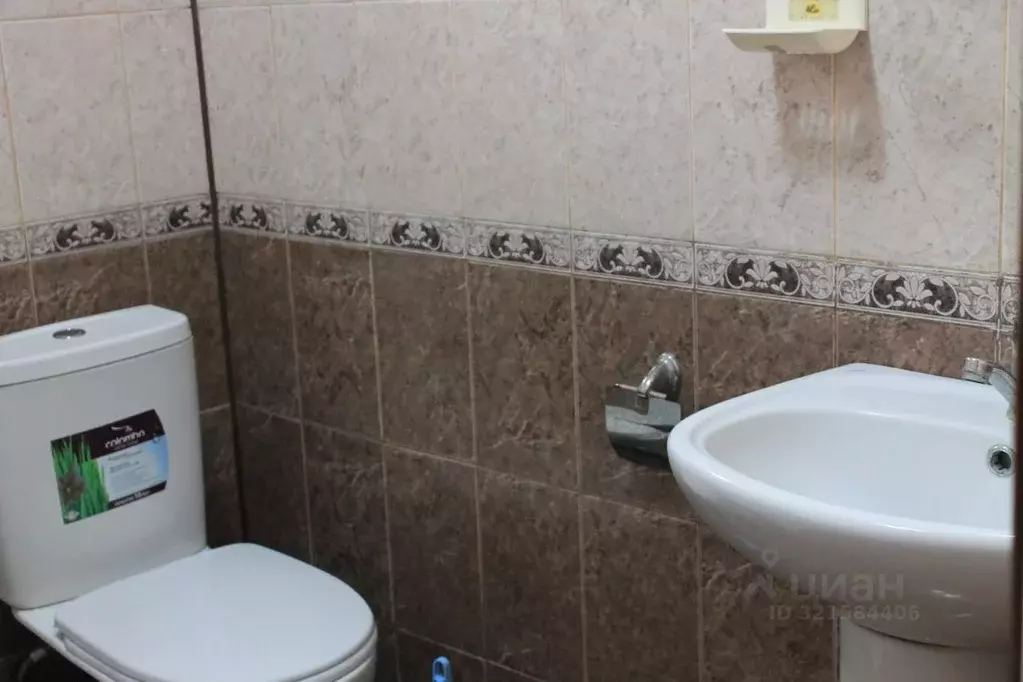 Комната Дагестан, Избербаш пос. Рыбный, 22Е (13.0 м) - Фото 1
