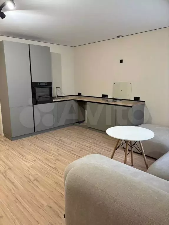 2-к. квартира, 60 м, 7/25 эт. - Фото 0