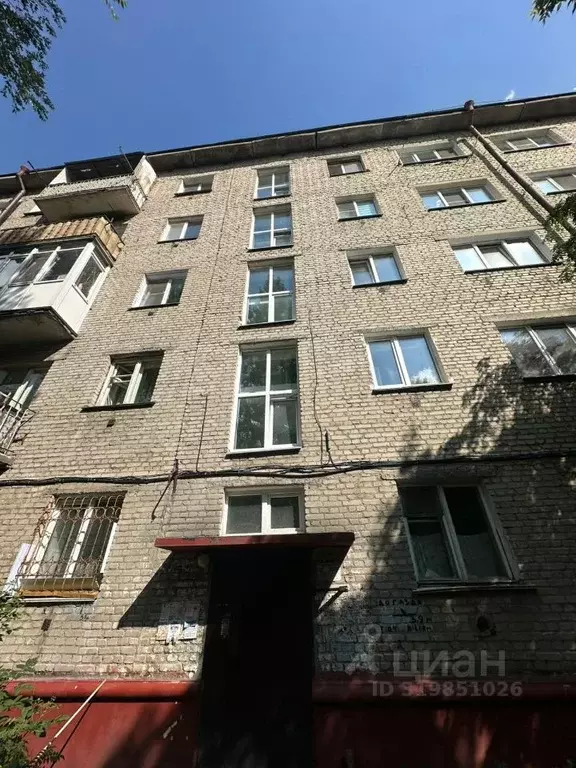 2-к кв. Омская область, Омск ул. Рождественского, 3А (45.0 м) - Фото 0