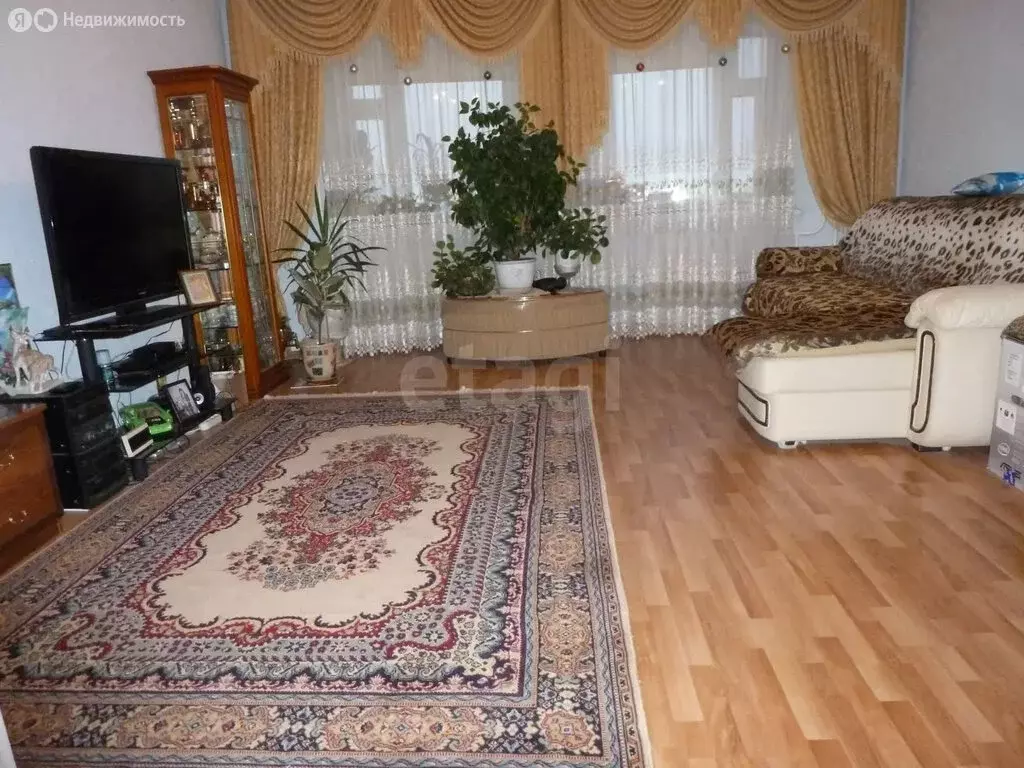 2-комнатная квартира: Тюмень, Депутатская улица, 80 (83.2 м) - Фото 1