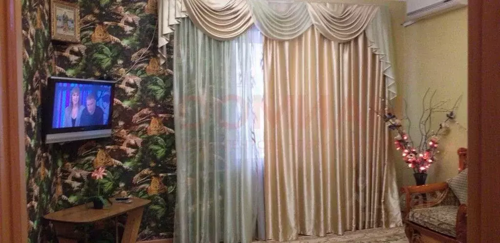 2-к кв. Ростовская область, Новочеркасск ул. Имени Генерала А.И. ... - Фото 0