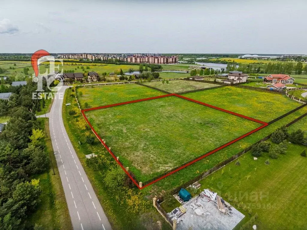 Участок в Тверская область, Конаковский муниципальный округ, д. ... - Фото 1