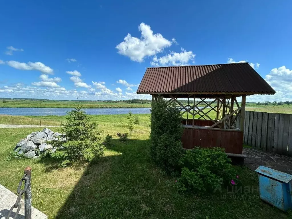 Дом в Свердловская область, Алапаевский район, с. Останино ул. Ленина, ... - Фото 1