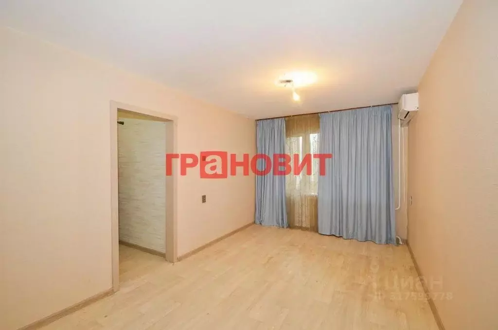 2-к кв. Новосибирская область, Новосибирск Затулинский жилмассив, ул. ... - Фото 0