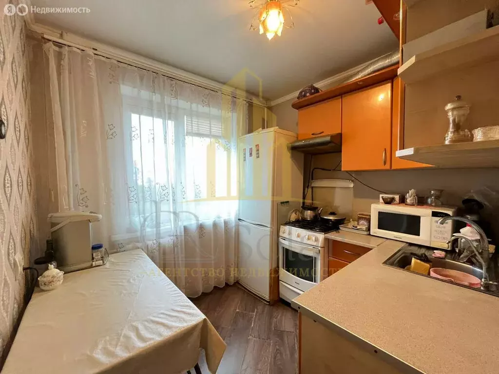 2-комнатная квартира: Уфа, улица Блюхера, 10 (45 м) - Фото 1