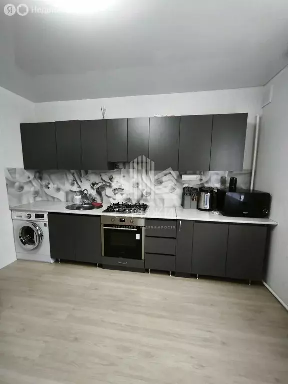 Дом в Кинель, Центральная улица, 90 (180 м) - Фото 1