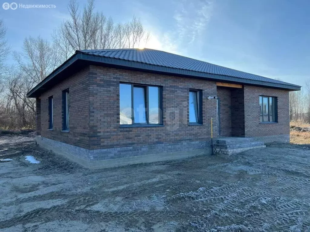 Дом в Фирсово, улица Азамата Назарова (148.2 м) - Фото 1