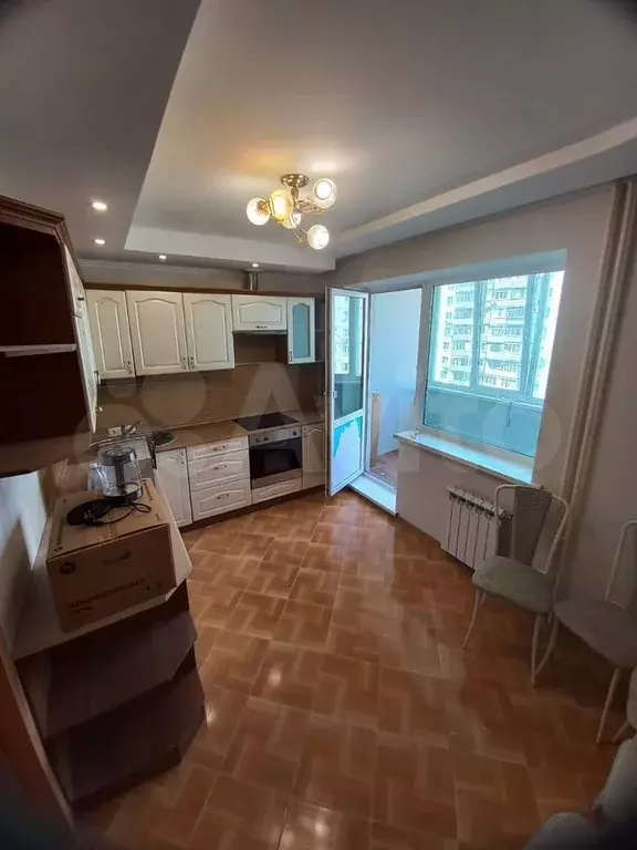 3-к. квартира, 93 м, 8/9 эт. - Фото 0