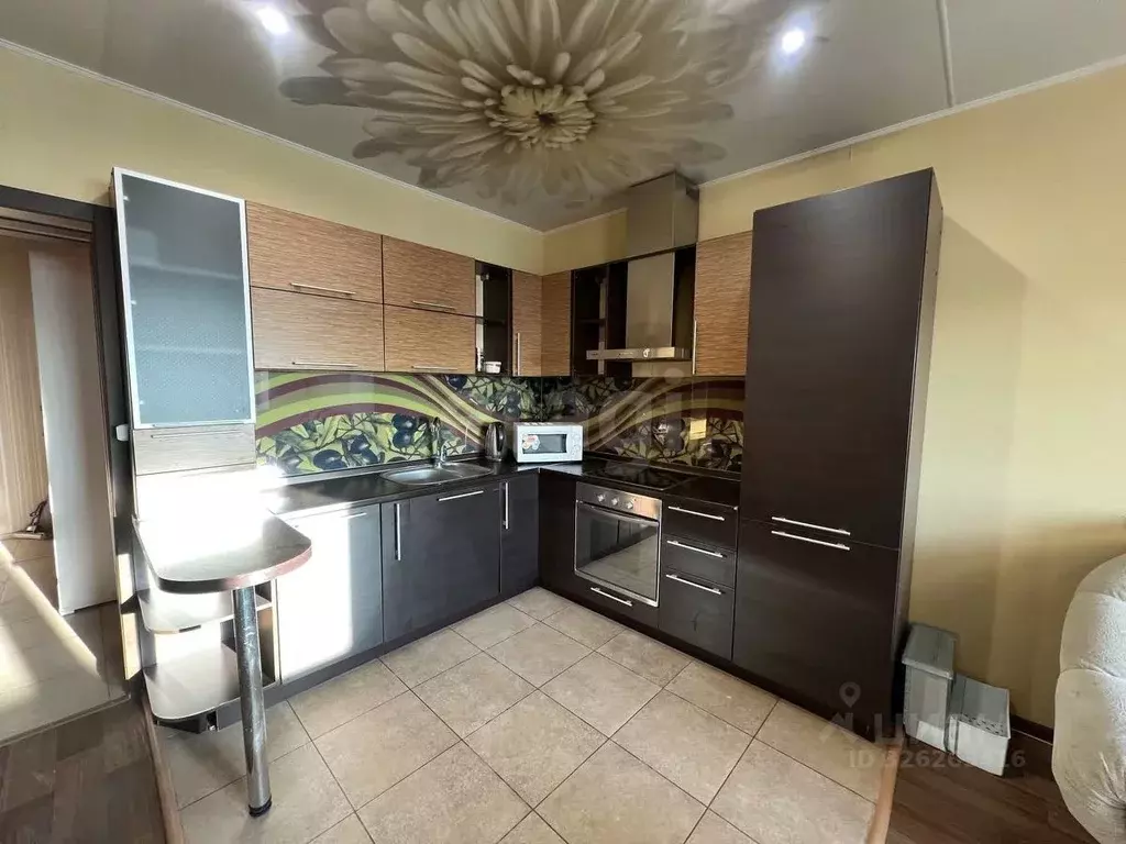 1-к кв. Тюменская область, Тюмень ул. Мельникайте, 55 (50.0 м) - Фото 1