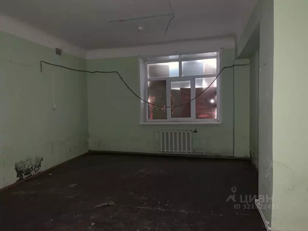 Помещение свободного назначения в Пермский край, Губахинский ... - Фото 0