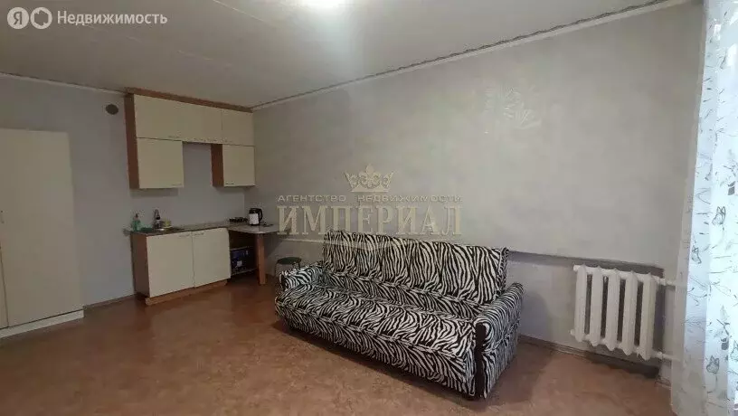 1к в 4-комнатной квартире (18 м) - Фото 1